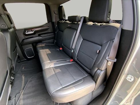 Used 2025 GMC Sierra 1500 SLT RWD image 20