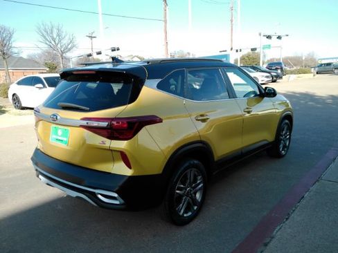 Used 2021 Kia Seltos S image 6