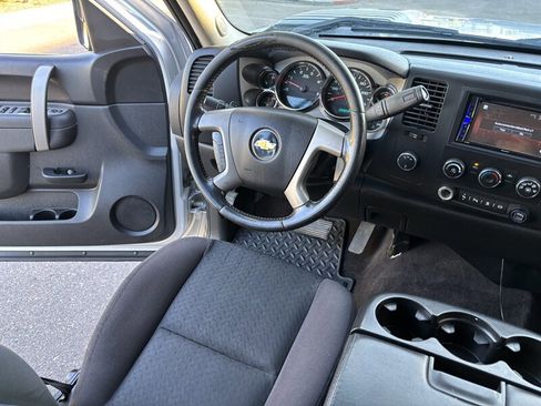 Used 2011 Chevrolet Silverado 3500 LT w/ Suspension Package, Off-Road AWD/4WD image 26