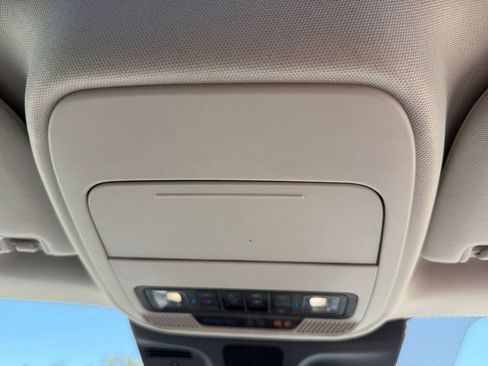 Used 2025 Ford Expedition Max Platinum AWD/4WD image 20