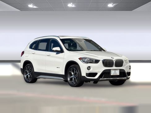 Used 2018 BMW X1 xDrive28i w/ Convenience Package image 6