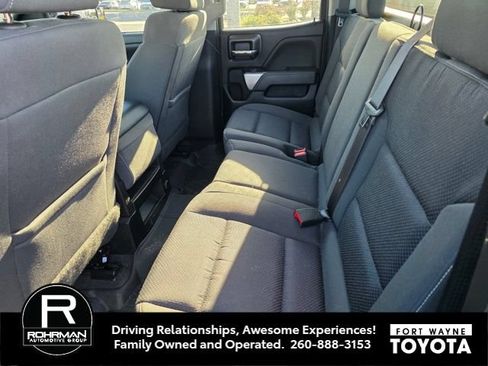 Used 2019 Chevrolet Silverado 1500 LT w/ LPO, Black Pack AWD/4WD image 10