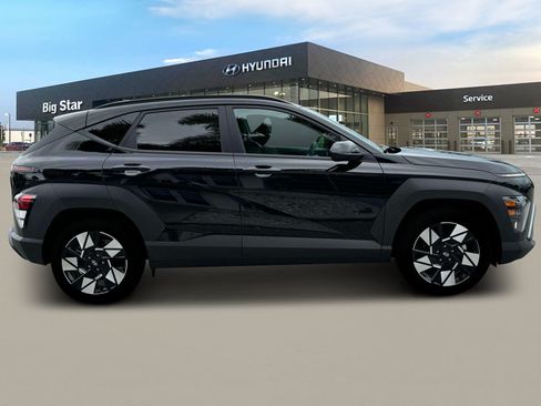 New 2025 Hyundai Kona SEL FWD image 9