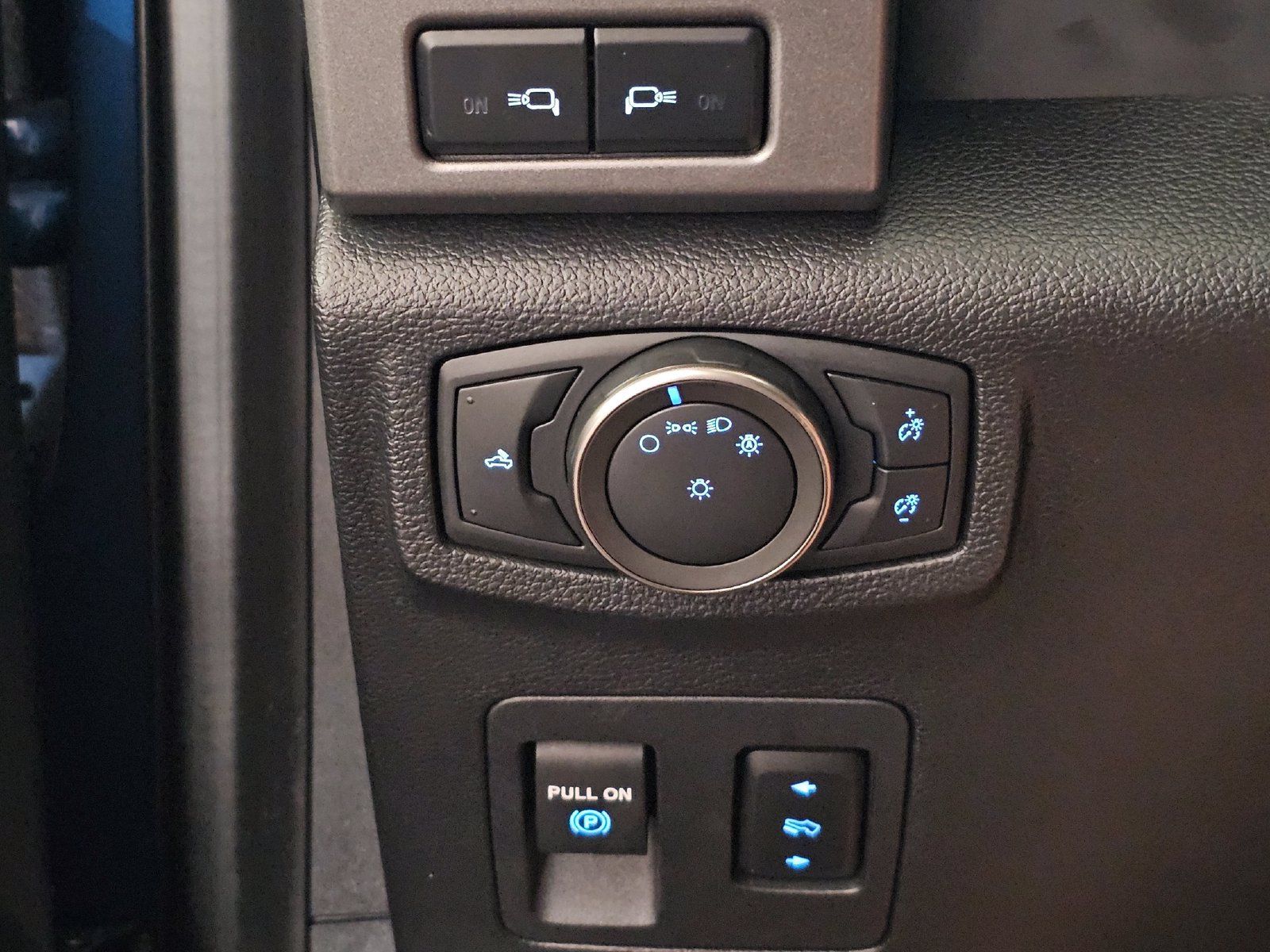 Used 2019 Ford F150 Raptor w/ Equipment Group 802A Luxury AWD/4WD image 20