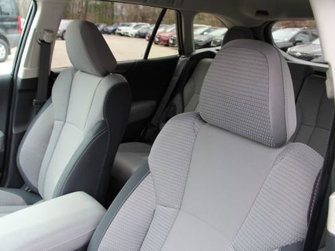 Used 2025 Subaru Outback Premium image 16