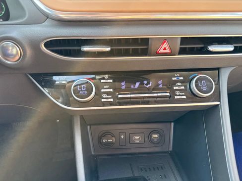 Used 2023 Hyundai Sonata Limited FWD image 24