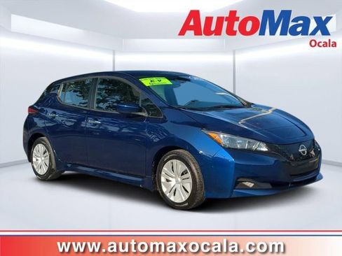 Used 2023 Nissan Leaf S image 1