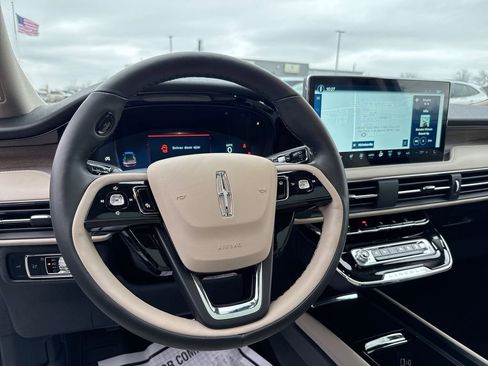 New 2026 Lincoln Corsair Reserve AWD/4WD image 21