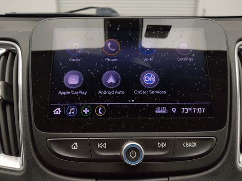 Used 2019 Chevrolet Malibu LT FWD image 25