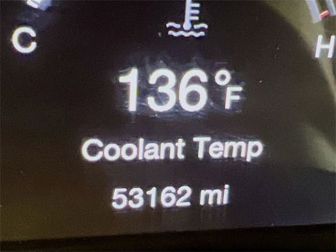 Used 2023 Dodge Durango SXT Launch Edition image 5