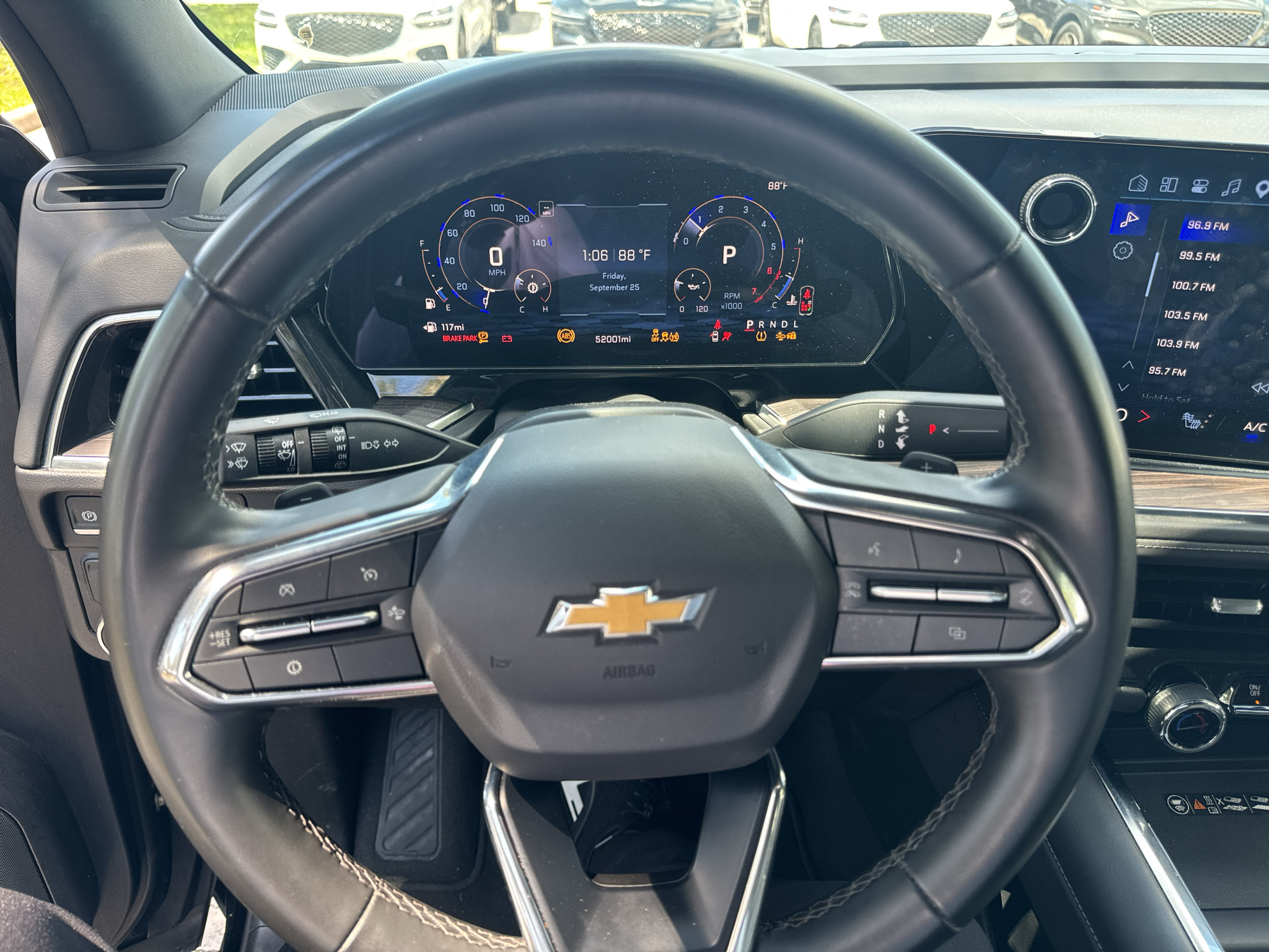 Used 2025 Chevrolet Tahoe LT RWD image 9