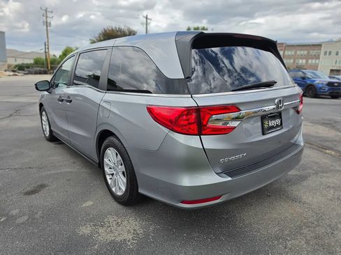 Used 2019 Honda Odyssey LX image 3