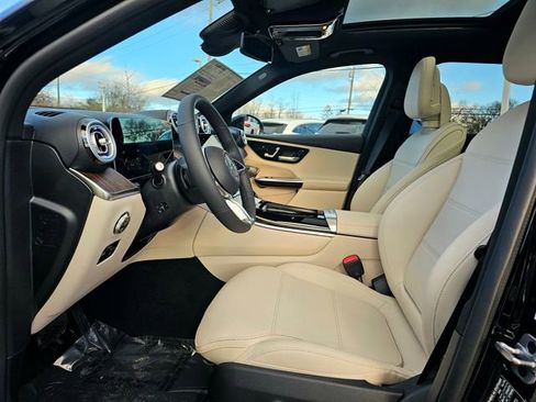 New 2026 Mercedes-Benz GLC 300 4MATIC image 17