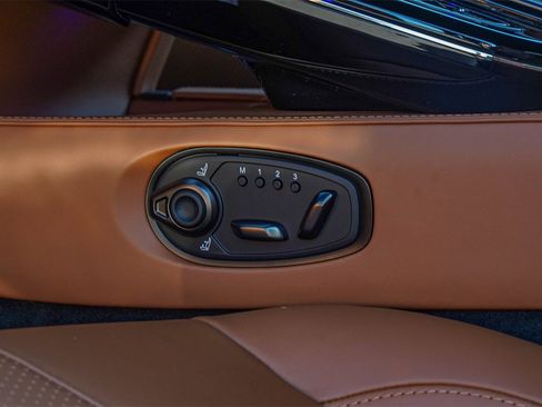 New 2026 Aston Martin V8 Vantage Roadster image 33