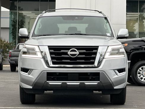 Used 2021 Nissan Armada SV image 10