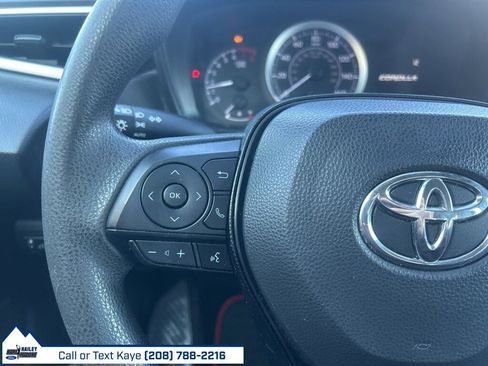 Used 2020 Toyota Corolla LE image 18