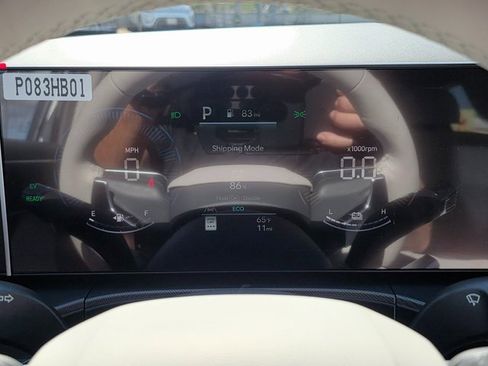 New 2026 Hyundai Santa Fe SE image 18