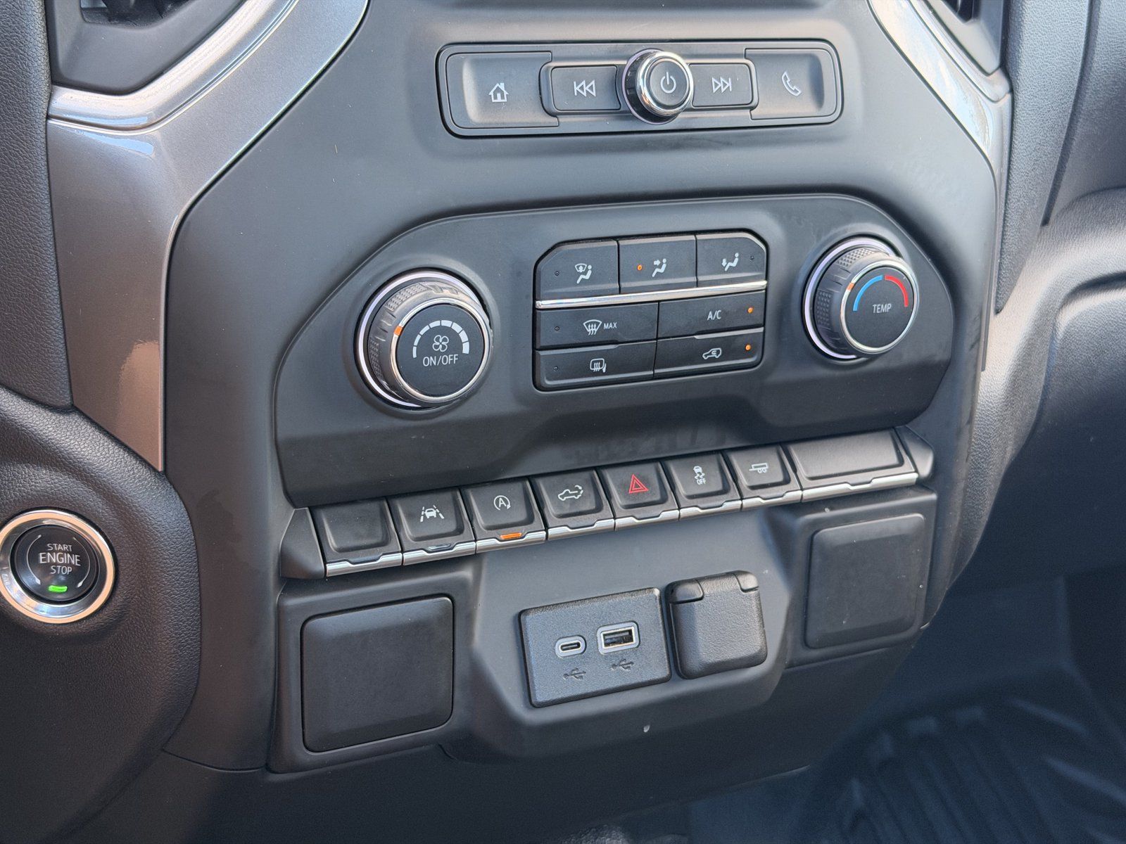 Used 2025 Chevrolet Silverado 1500 W/T RWD image 28