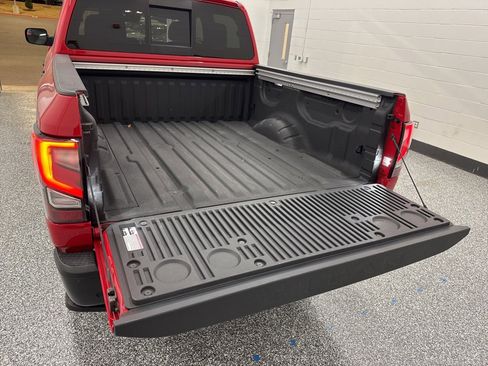 Used 2023 Nissan Titan PRO-4X w/ Pro-4x Convenience Package image 24