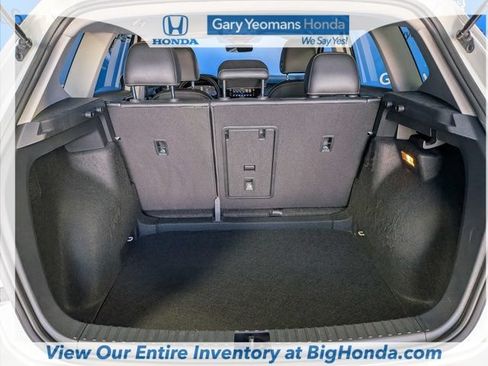 Used 2023 Volkswagen Taos SE FWD image 12