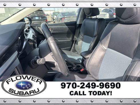 Used 2014 Toyota Corolla S image 22
