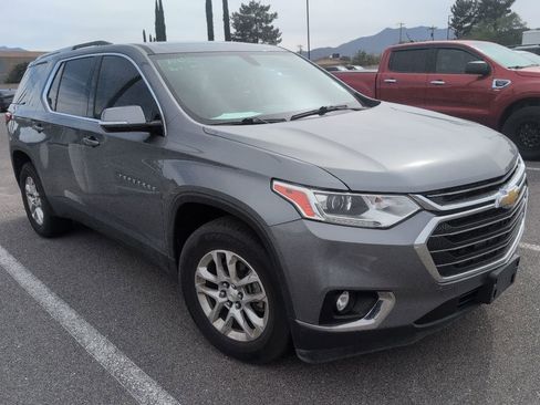 Used 2018 Chevrolet Traverse LT FWD image 4