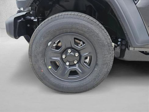 New 2026 Jeep Gladiator Sport image 10