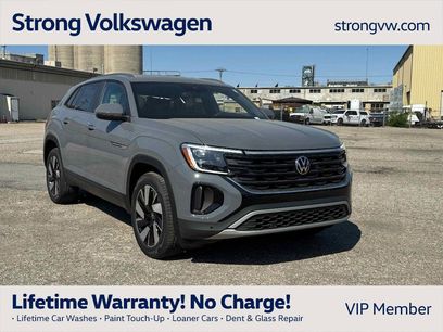 New 2025 Volkswagen Atlas Cross Sport SE