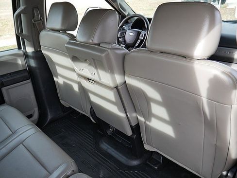 Used 2017 Ford F550 4x4 Crew Cab Super Duty image 43