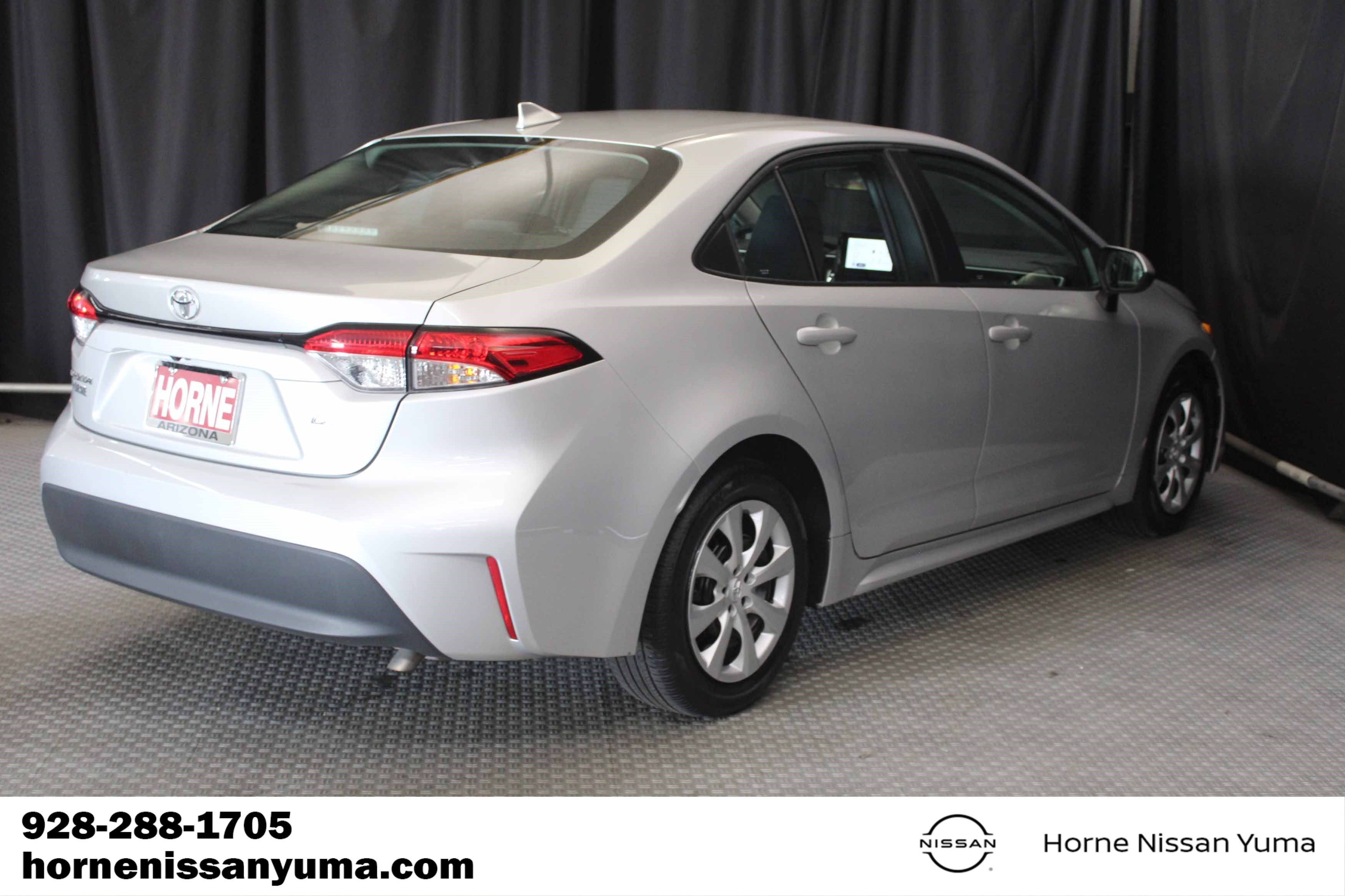 Used 2025 Toyota Corolla LE FWD image 13