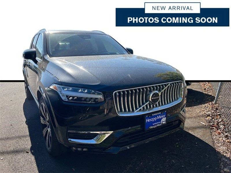 Certified 2023 Volvo XC90 B6 Ultimate w/ Lounge Package image 1