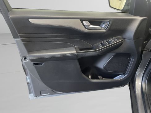 Used 2022 Ford Escape SEL image 13