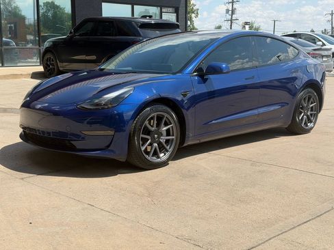 Used 2023 Tesla Model 3 Standard Range RWD image 18