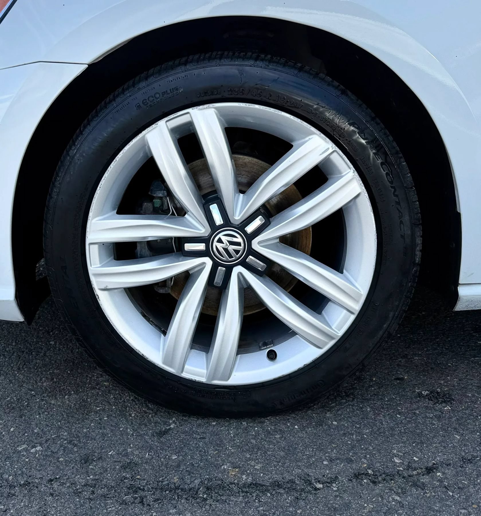 Used 2017 Volkswagen Passat 1.8T SE FWD image 50
