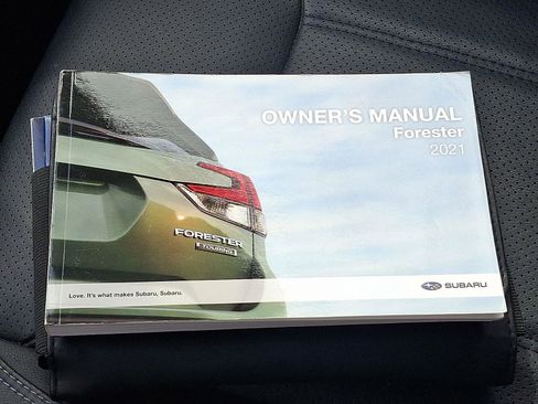 Used 2021 Subaru Forester Limited image 28