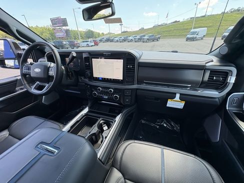 New 2026 Ford F250 Platinum image 29