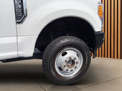 Used 2017 Ford F350 XL w/ Snow Plow Prep Package AWD/4WD image 7