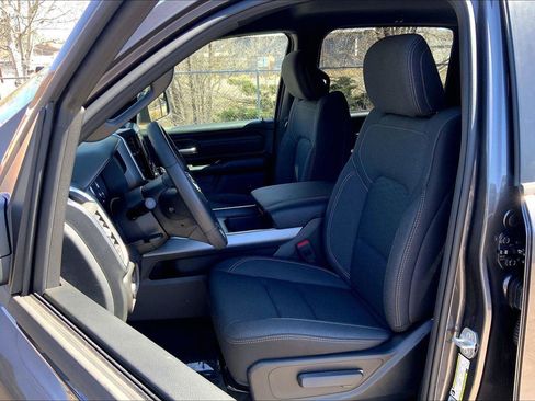 New 2026 RAM 1500 Express image 9