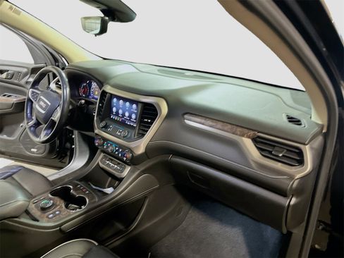 Used 2020 GMC Acadia Denali w/ Denali Ultimate Package image 32