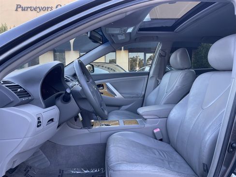 Used 2007 Toyota Camry XLE FWD image 22