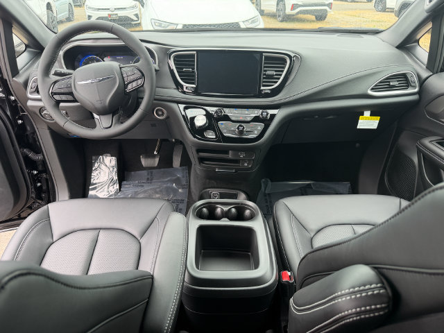 New 2026 Chrysler Pacifica Select AWD/4WD image 26
