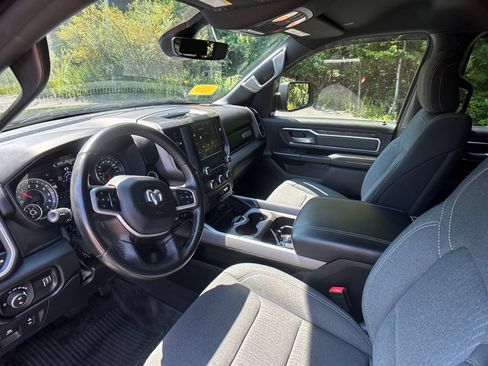 Used 2022 RAM 1500 Big Horn AWD/4WD image 10