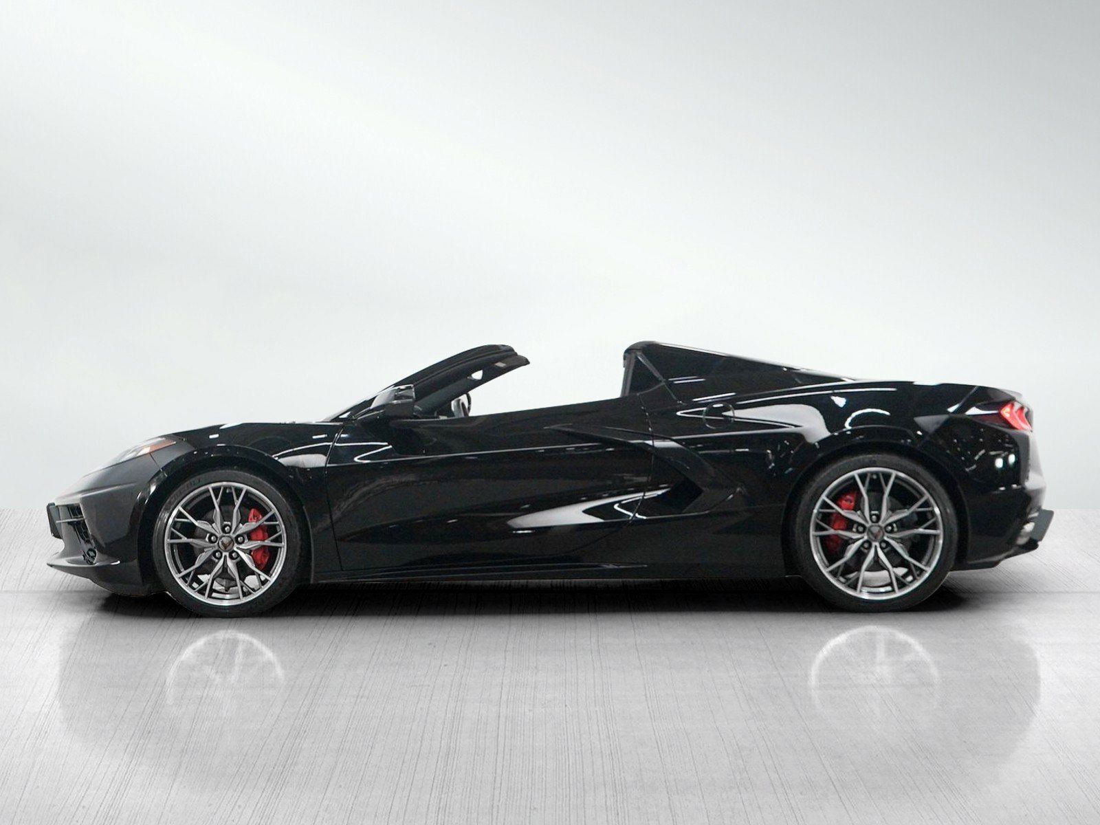 Used 2024 Chevrolet Corvette Stingray Convertible w/ 1LT RWD image 2