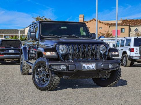 Used 2023 Jeep Gladiator Willys image 1