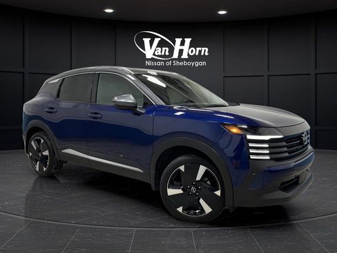 Used 2025 Nissan Kicks SR w/ SR Premium Package image 36