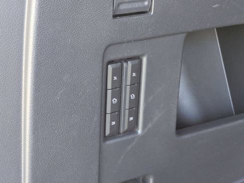 Used 2023 Lincoln Navigator Reserve AWD/4WD image 33