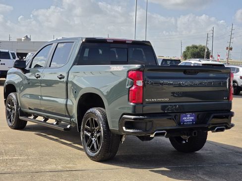 Used 2025 Chevrolet Silverado 1500 LT Trail Boss w/ Convenience Package II AWD/4WD image 7