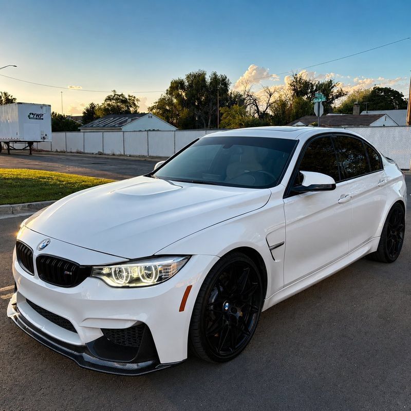 Used 2017 BMW M3 RWD image 1