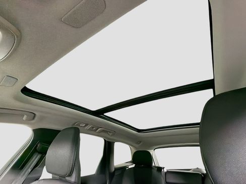 Certified 2023 Volvo XC60 B5 Core w/ Protection Package Premier image 22