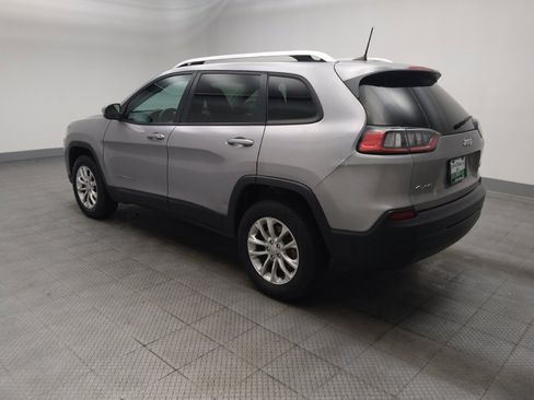 Used 2020 Jeep Cherokee Latitude AWD/4WD image 3